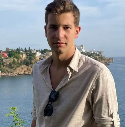 Csodálatos feldolgozást készített a Republic legérzelmesebb slágeréből László Attila