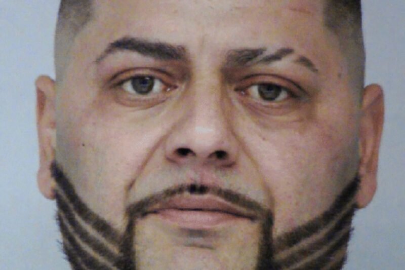 Elfogatóparancsalapján körözik a 49 éves Nagy Mihályt kábítószer birtoklása bűntett miatt. Hivatalos körözési link a cikkben: