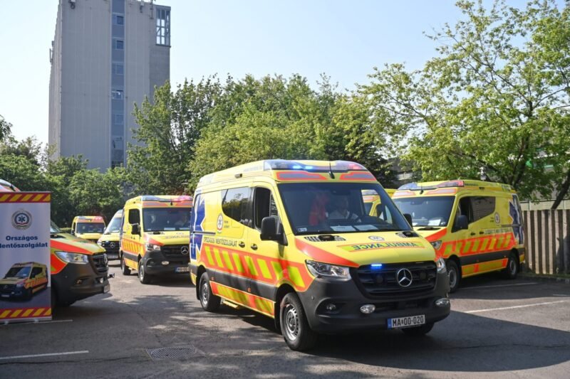 Tragédia! Holtan találtak egy magyar nőt és 3 éves gyermekét