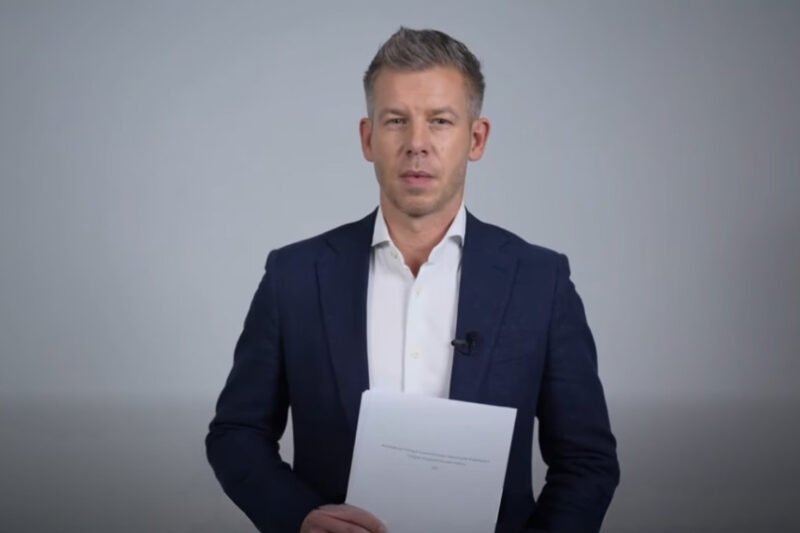 Miközben a kampány utolsó órái általában még tartogatnak meglepetéseket, a legfrissebb számok most egészen rendkívüli képet rajzolnak ki.