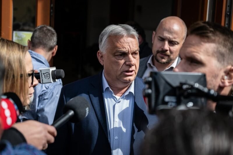 Orbán Viktor aggódik, közölte, még nem tudja, miből él meg májustól