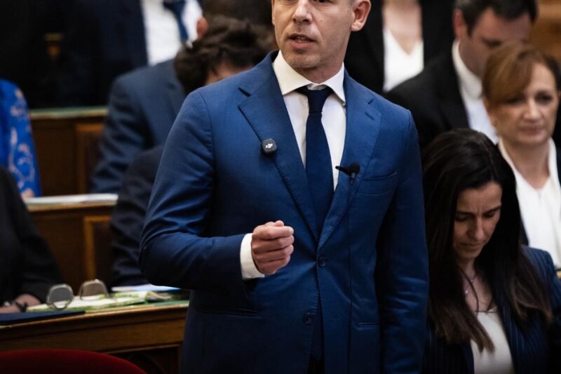 Magyar Péter olyan szöveget mondott a Parlamentben, amit nem tesznek zsebre