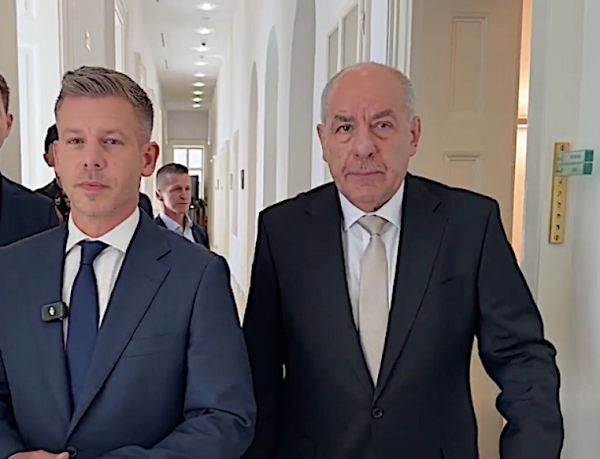 Lépett Magyar Péter, miután egy interjúban megerősítette Sulyok Tamás, hogy nem mond le a köztársasági elnöki posztjáról – ITT a következmény