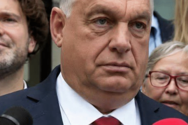 Bekiabáltak Orbánnak az interjúja alatt – amit ezután tett, arra senki nem számított!
